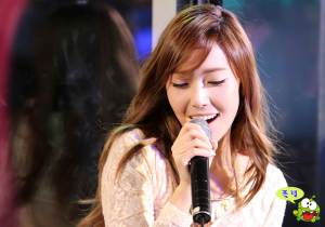 Jessica-jung-sisters-27059372-1000-700